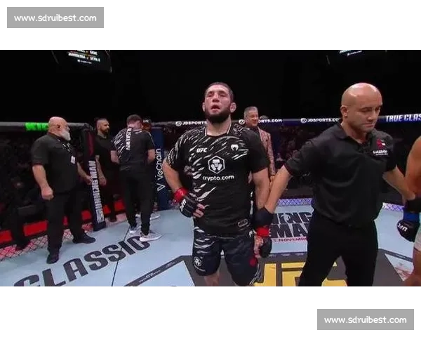 30-27 横扫！伊克拉姆一致判定擒朴俊勇