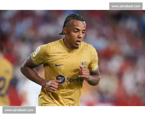 卢宁染红！国家德比冲突背后的争议与连锁反应