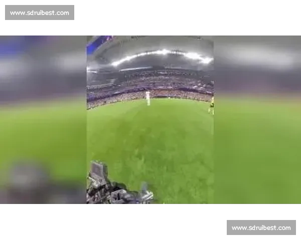 亚马尔晒辱骂快拍宣战：国家德比未踢，战火已烧穿伯纳乌