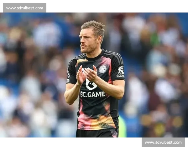 克雷莫内塞 1-1 亚特兰大:瓦尔迪意甲首球,双锋对决平分秋色 克雷莫内塞 1-1 亚特兰大:瓦尔迪意甲首球,双锋对决平分秋色