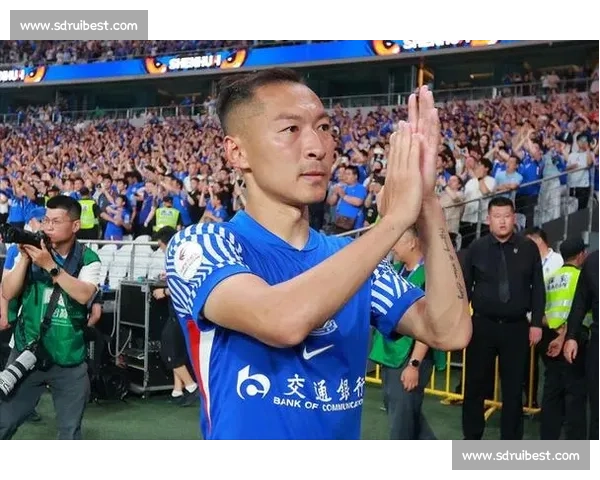 吴曦破门路易斯双响救主 申花 2-2 绝平英博距榜首 2 分